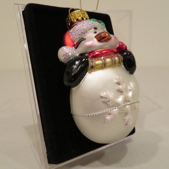 Christmas Glass Ornament Penguin Handcrafted by Unique Treasure Box Keepsake - Picture 3 of 5